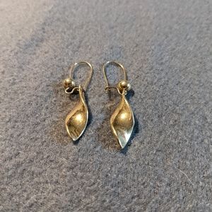 💗3/$15 Gold plated earing